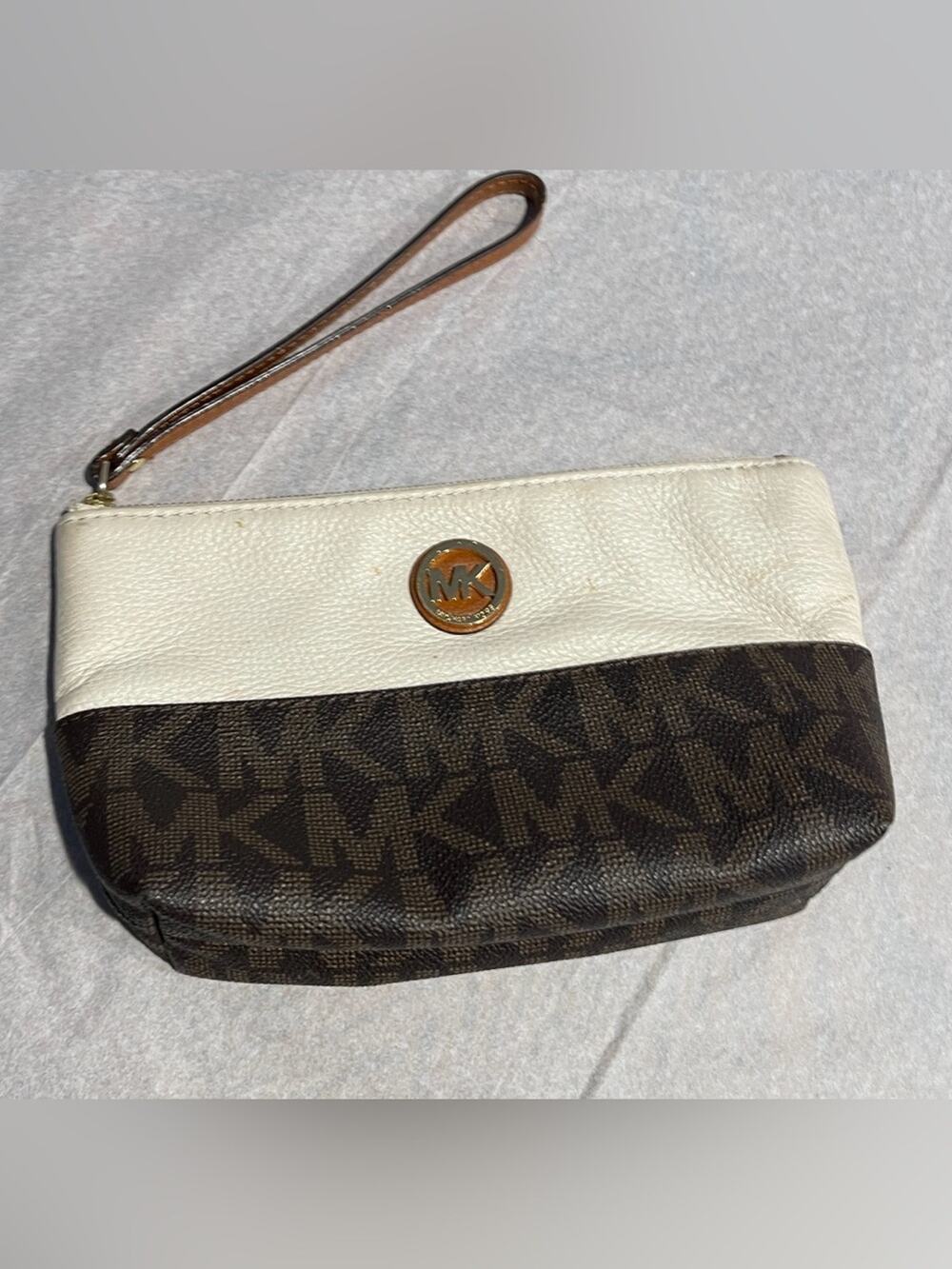 Michael Michael Kors Cream Brown Y2K Wristlet